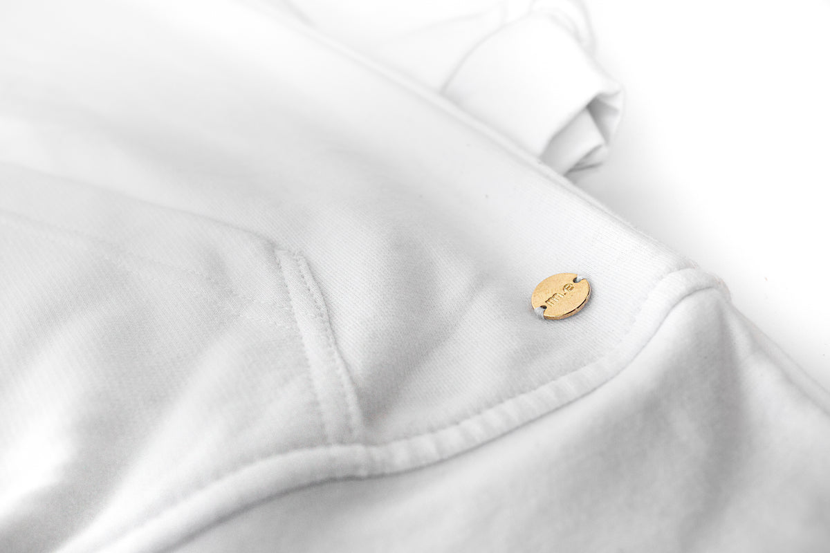 tamz.era white hoodie